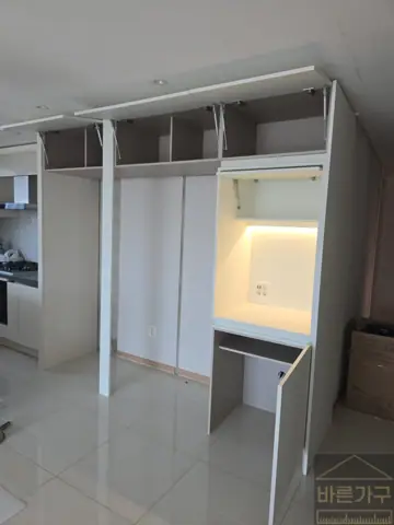 부산 동래구 냉장고장 리폼 명륜자이아파트 홈카페장과 로봇청소기까지 문제없어요 현장 사진