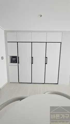부산냉장고장리폼, 민락e편한세상오션테라스의 가구 같은 1도어 키친핏