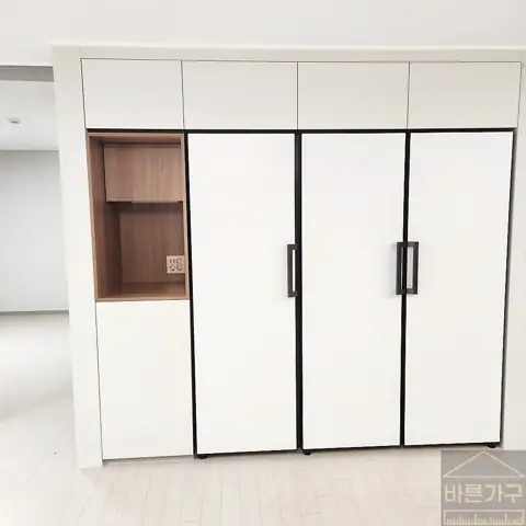 양산 냉장고장리폼, 사송 더샵데시앙3차에 만들어드린 뚜렷한 1도어 키친핏과 홈바 인테리어