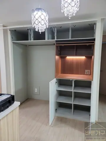 서면 협성 엘리시안의 홈바장을 이용한 키친핏 냉장고장리폼! 1도어의 깔끔함을 살려보세요 by.부산