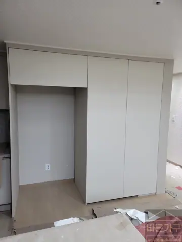 용호동 데시앙 냉장고장리폼으로 딱 맞는 자리 확보와 수납장 구분! by.부산 남구