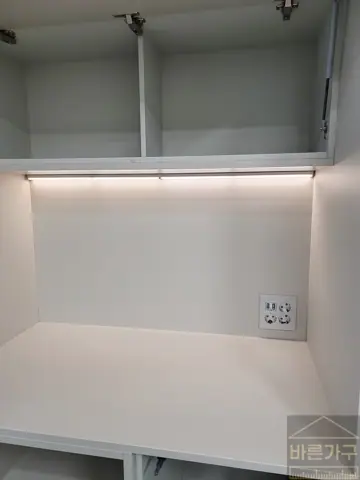 디자인과 실용성을 만족시키는 홈바장으로 냉장고장리폼! by.부산 이편한세상 시민공원