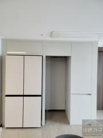부산 영도 에일린의 뜰에서 진행된 전문적인 냉장고장리폼